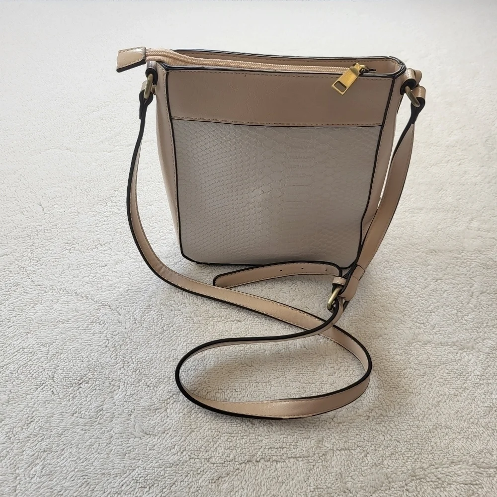 Simply Noelle Crossbody Purse White and Blush Pink